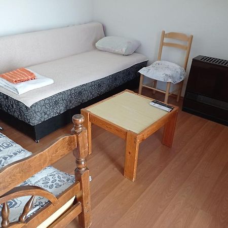 Apartman U Bukovickoj Banji อารันเยโลวัคส์ ภายนอก รูปภาพ