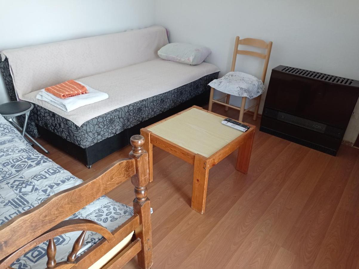 Apartman U Bukovickoj Banji อารันเยโลวัคส์ ภายนอก รูปภาพ